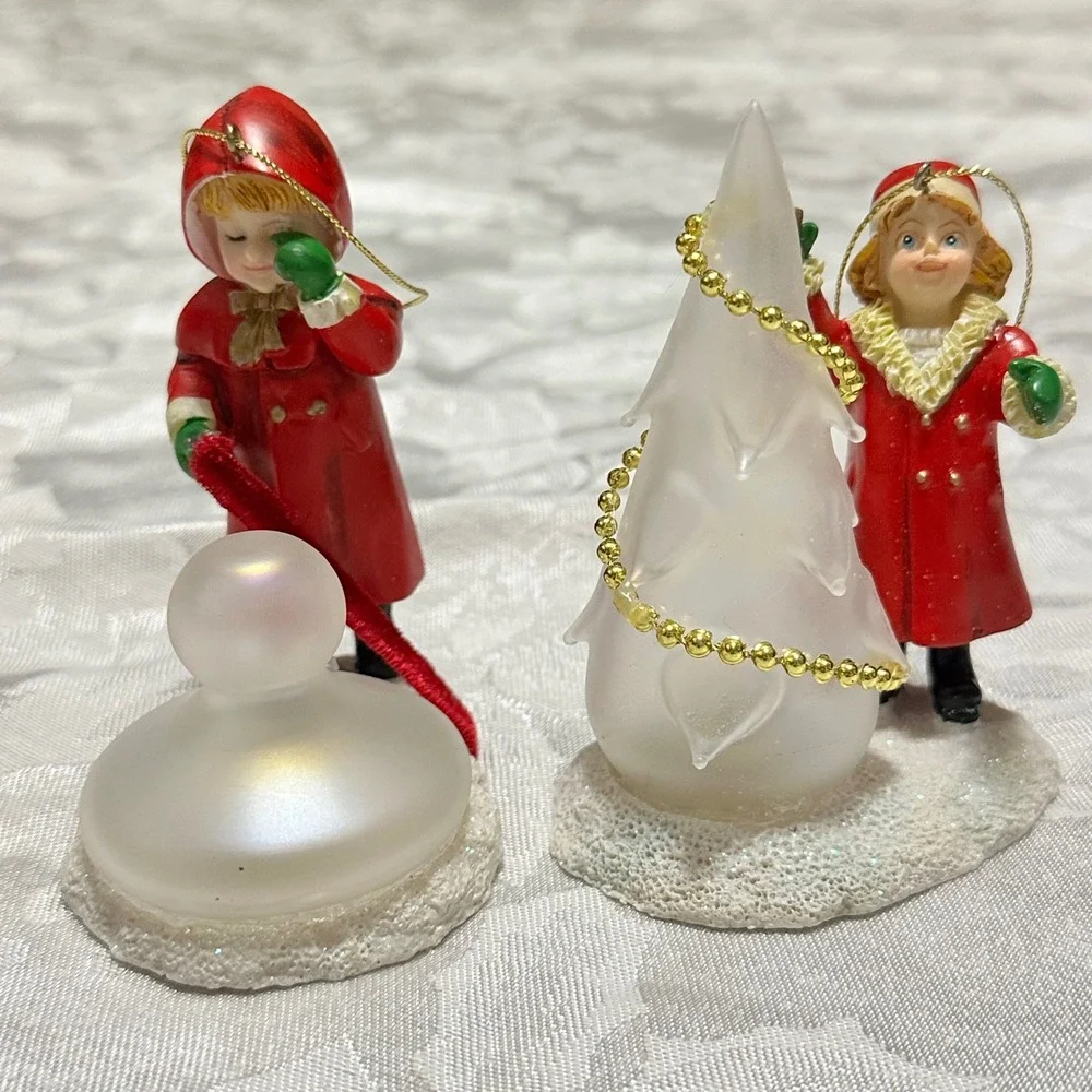 Unbranded Christmas Figurines Set 2 OS Red‎ Excellent Frosted Tree Snowman Girl